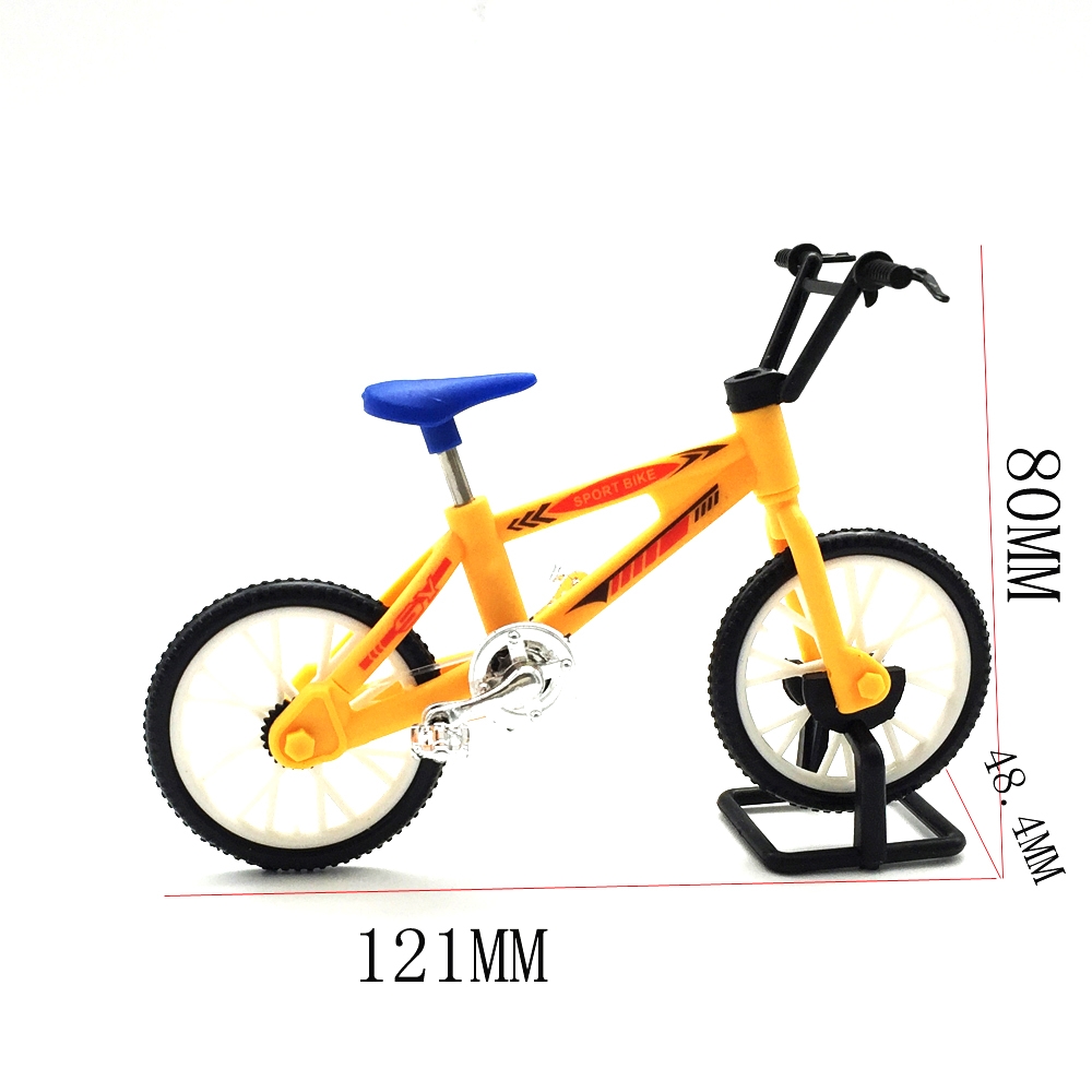 1Pc WPL Simulate Action Figure Bike Bicycle 10cm Random Delivery RC Car Parts 121x48.4x80mm