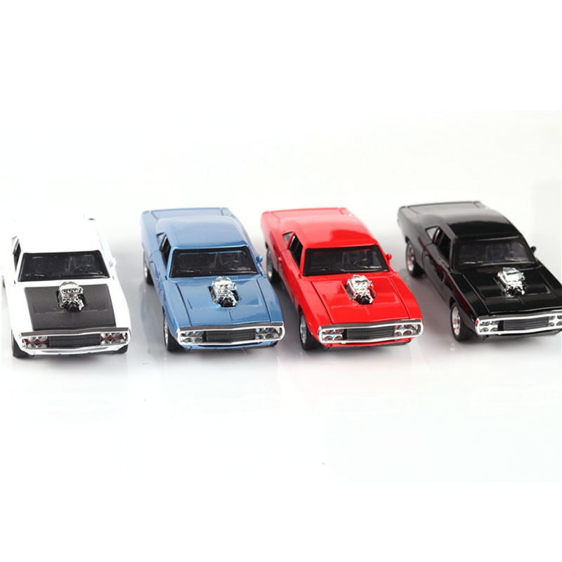 1:32 Dodge Classic Alloy Pull-back Car with Sound and Light Diecast Car Model Toy