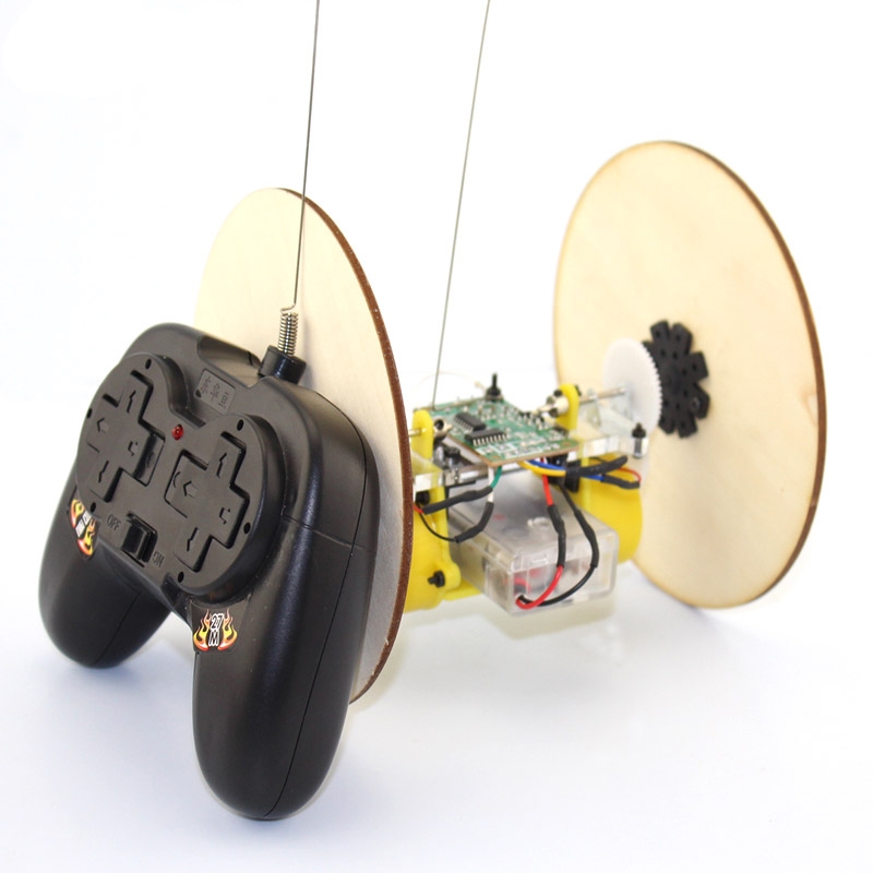DIY Wood Wheel Tire Remote Control Car Model Robot Toy Science Experiment